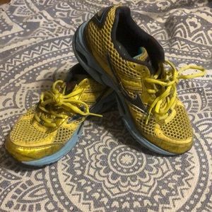 Mizuno Wave Rider 15 Running Shoes